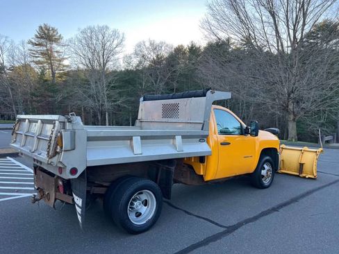 Used 2010 Chevrolet Silverado 3500 W/T w/ Snow Plow Prep Package image 8