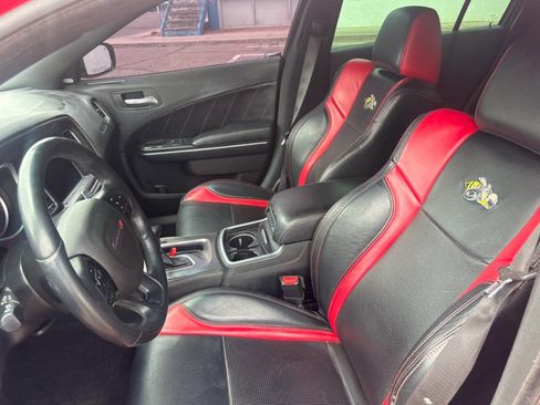 Used 2018 Dodge Charger R/T Scat Pack w/ Dynamics Package RWD image 3
