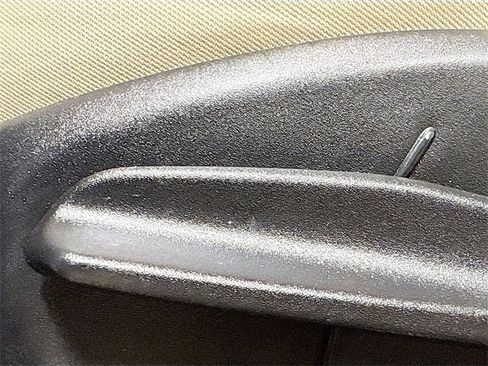 Used 2017 Jeep Cherokee Latitude image 20