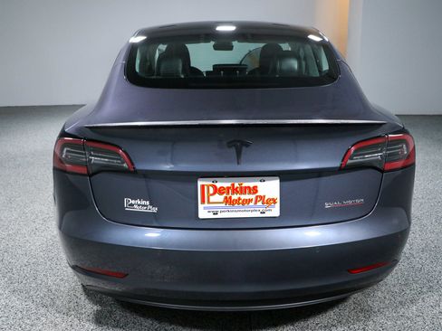 Used 2022 Tesla Model 3 Performance AWD/4WD image 8