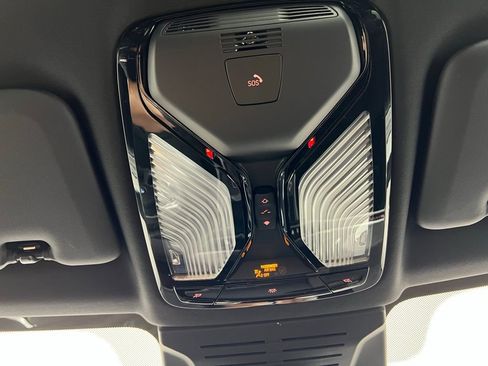 Certified 2025 BMW X5 M60i w/ Climate Comfort Package image 25