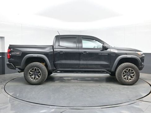 Used 2024 Chevrolet Colorado ZR2 image 15