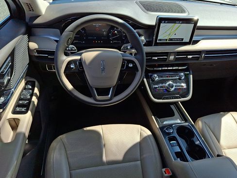 Certified 2022 Lincoln Corsair AWD w/ Equipment Group 101A image 12