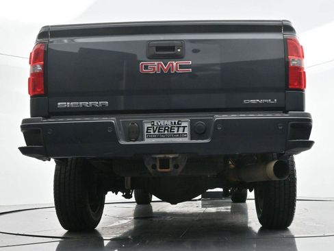 Used 2017 GMC Sierra 2500 Denali w/ Duramax Plus Package AWD/4WD image 54