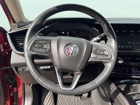 Used 2022 Buick Envision Avenir w/ Technology Package II image 22