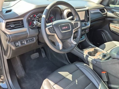 Used 2023 GMC Acadia Denali w/ Denali Ultimate Package AWD/4WD image 15
