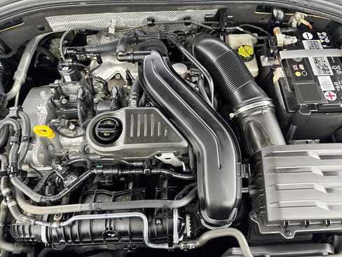 Used 2023 Volkswagen Jetta SE FWD image 36