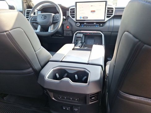 Used 2026 Toyota Tundra Platinum w/ TRD Off-Road Package AWD/4WD image 35