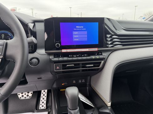 New 2026 Toyota Camry SE image 19