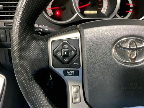 Used 2015 Toyota Tacoma 4x4 Double Cab w/ SR5 Package image 23