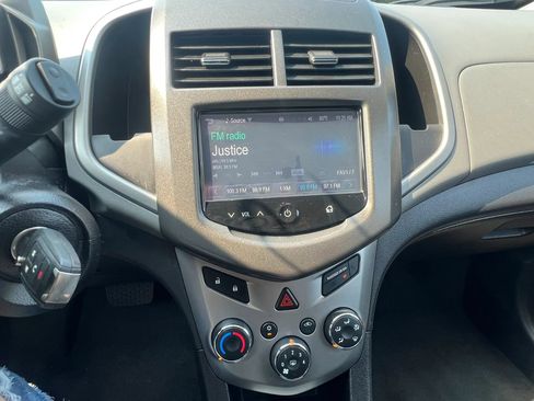 Used 2015 Chevrolet Sonic LT w/ Fun and Sun Package FWD image 19