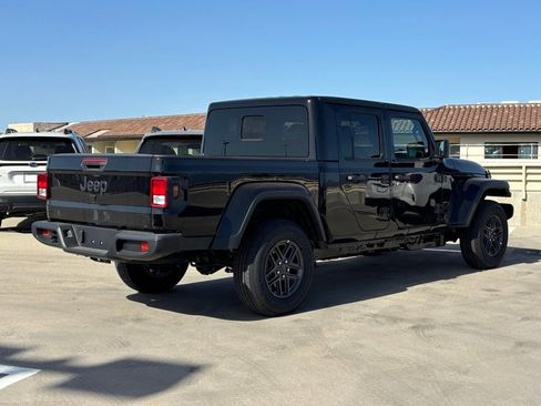 New 2026 Jeep Gladiator Sport image 3