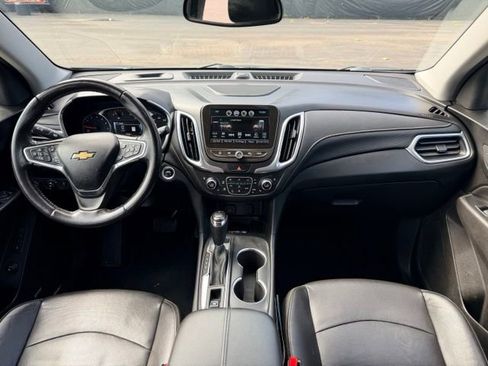 Used 2018 Chevrolet Equinox Premier w/ Infotainment II Package AWD/4WD image 22