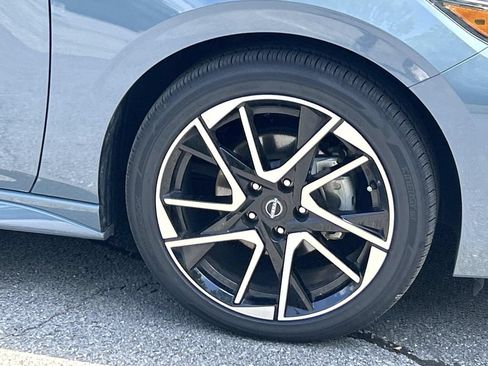 Certified 2025 Nissan Sentra SR w/ SR Premium Package FWD image 9