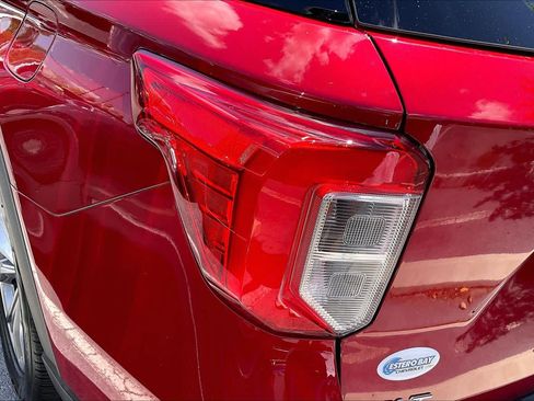 Used 2023 Ford Explorer XLT w/ Equipment Group 202A RWD image 56