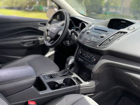 Used 2017 Ford Escape S FWD image 22