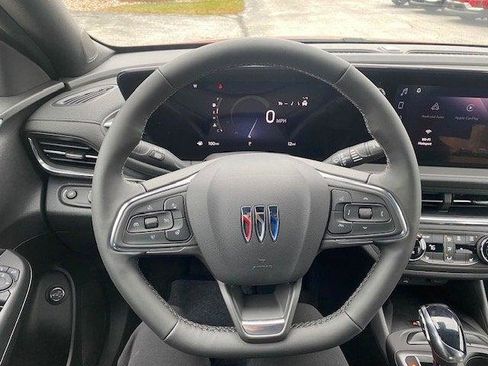 New 2026 Buick Envista Preferred image 17