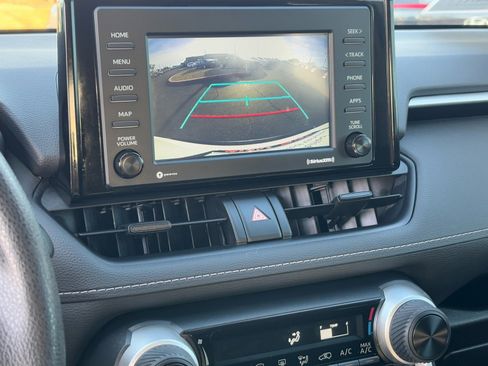 Certified 2022 Toyota RAV4 LE image 26