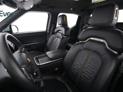 Used 2024 Rivian R1T Adventure AWD/4WD image 4