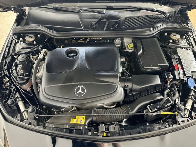 Used 2018 Mercedes-Benz CLA 250 4MATIC image 31