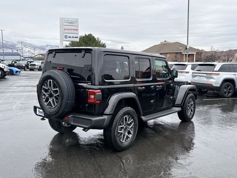 New 2026 Jeep Wrangler Sahara image 5