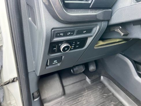 Certified 2023 Ford F150 XLT w/ Equipment Group 302A High image 11