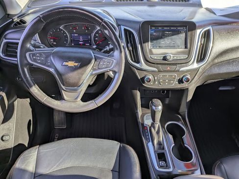 Used 2019 Chevrolet Equinox LT w/ Driver Convenience Package image 24