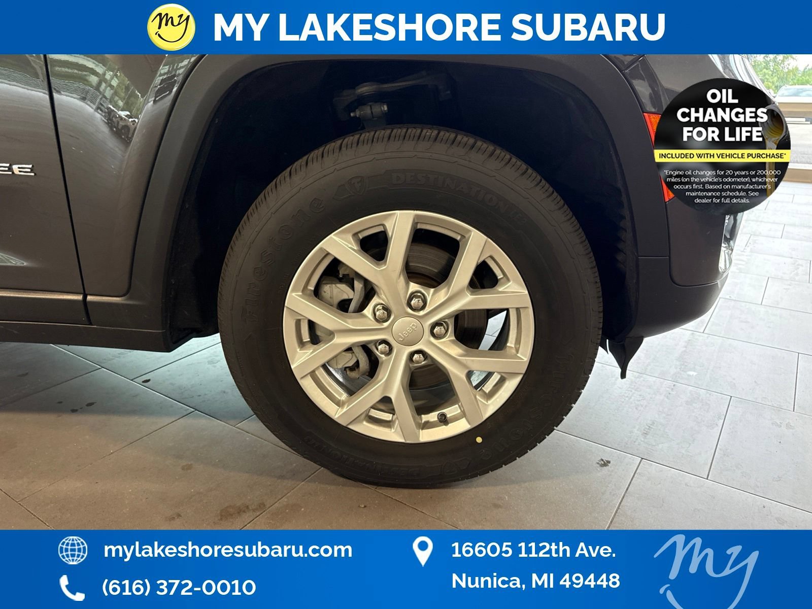 Used 2023 Jeep Grand Cherokee Limited AWD/4WD image 29