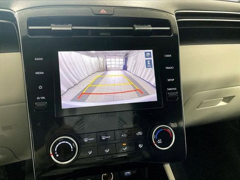 Used 2024 Hyundai Tucson SE AWD/4WD image 19