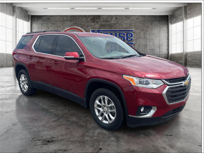Used 2020 Chevrolet Traverse LT w/ Driver Confidence II Package