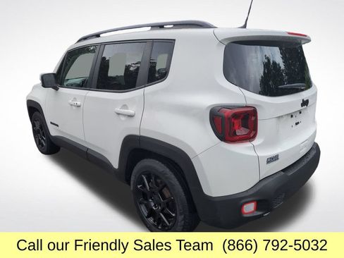 Used 2020 Jeep Renegade Altitude FWD image 3