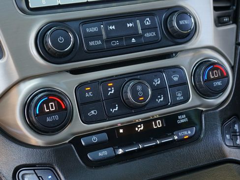 Used 2019 GMC Yukon XL Denali w/ Denali Ultimate Package AWD/4WD image 21
