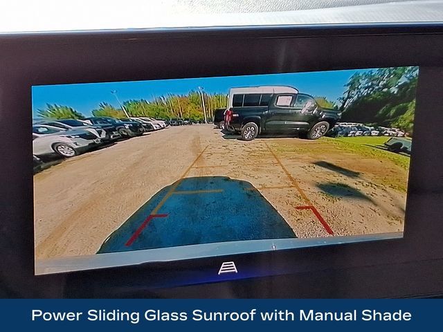 Used 2025 Chevrolet Trax RS w/ Sunroof Package FWD image 13
