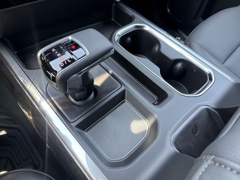 New 2026 Chevrolet Silverado 1500 LTZ w/ LTZ Premium Package AWD/4WD image 18