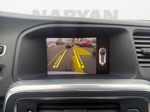 Used 2018 Volvo V60 T5 Dynamic w/ Vision Package image 22