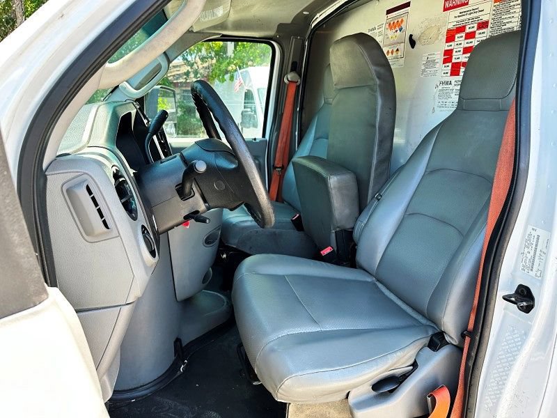 Used 2016 Ford E-350 and Econoline 350 Super Duty RWD image 13