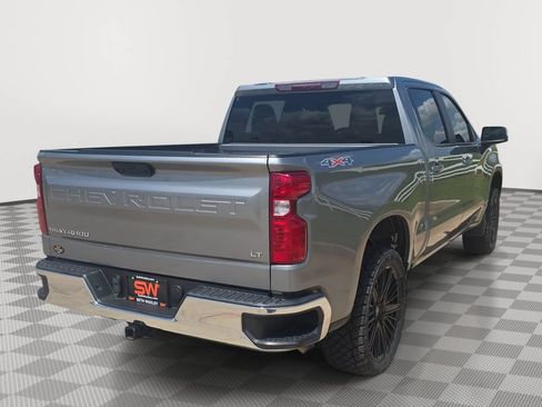 Used 2023 Chevrolet Silverado 1500 LT AWD/4WD image 7