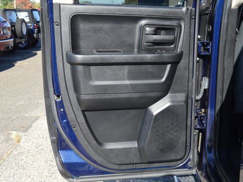 Used 2014 RAM 1500 Express image 27