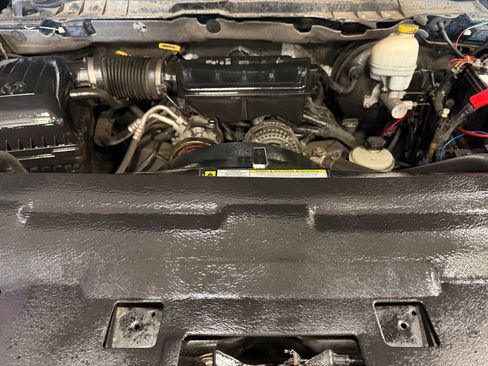 Used 2011 RAM 1500 Classic SLT image 5