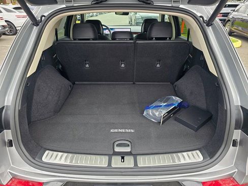 New 2026 Genesis GV70 2.5T Advanced image 24