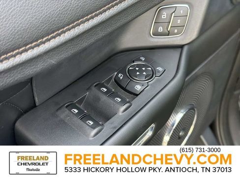 Used 2019 Ford Expedition Platinum image 23