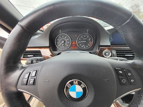 Used 2013 BMW 328i Convertible RWD image 8