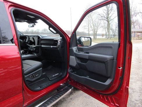 New 2025 Ford F150 Lariat w/ Equipment Group 502A High image 20