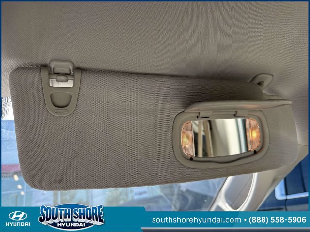 Used 2018 Chrysler Pacifica Touring-L FWD image 35