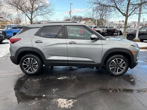 New 2026 Chevrolet TrailBlazer LT w/ Convenience Package image 4