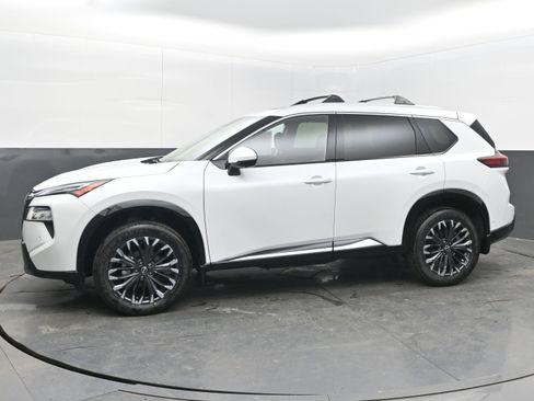 New 2026 Nissan Rogue Platinum w/ Platinum Premium Package image 4