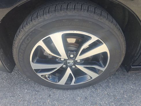 Used 2018 Honda Odyssey Elite image 32