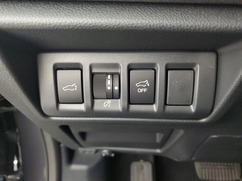 New 2025 Subaru Outback Premium image 25