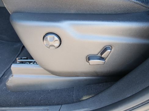 Used 2023 Dodge Durango GT image 17