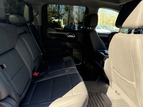 Used 2023 Chevrolet Silverado 1500 LTZ w/ Z71 Off-Road Package image 7